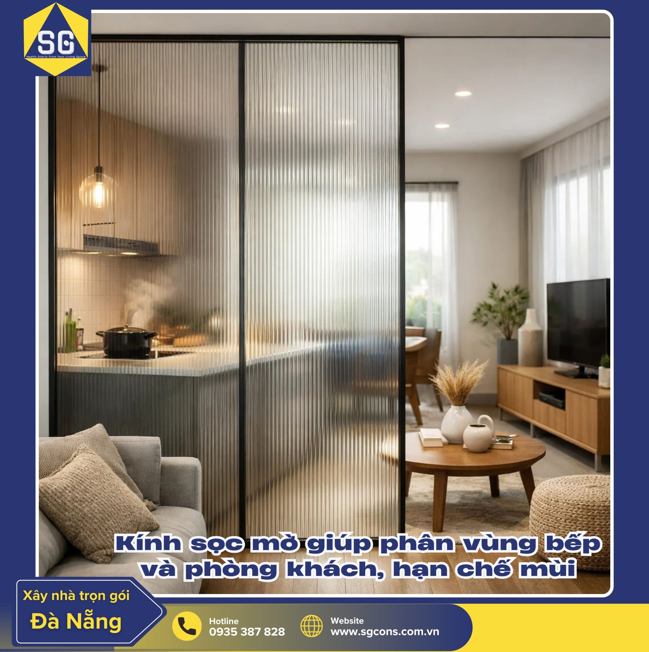 Kính sọc mờ giúp phân vùng bếp và phòng khách, hạn chế mùi nhưng vẫn giữ ánh sáng và độ thoáng cho không gian